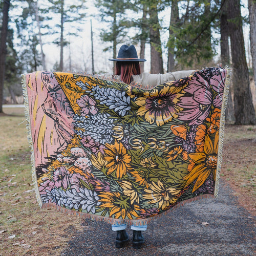 Flower Meadow Knit Blanket - The Montana Scene