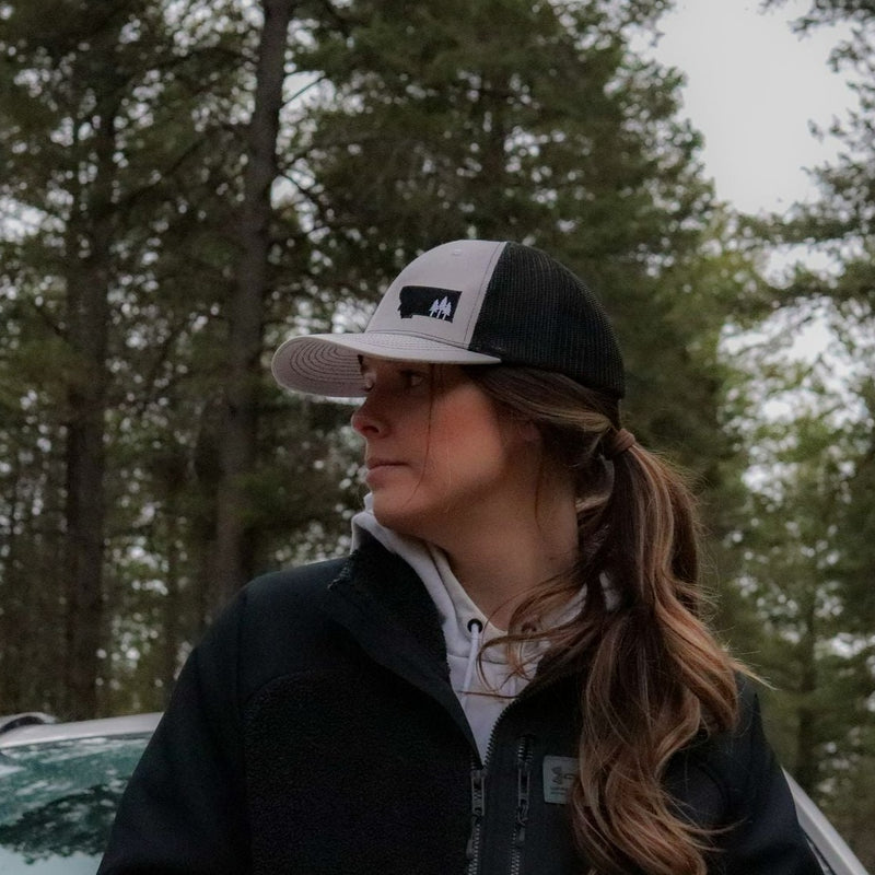 Montana Scene Tree Trucker - Light Grey - The Montana Scene