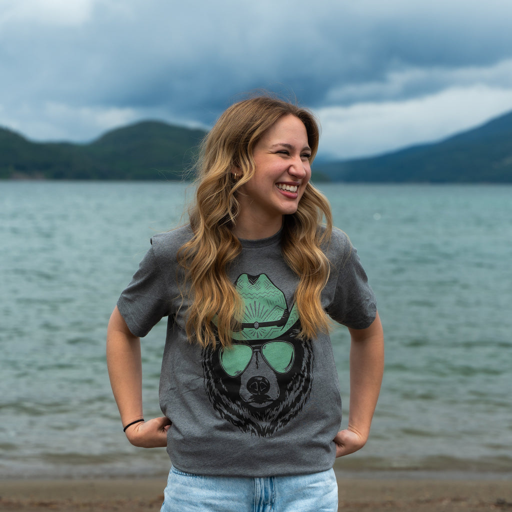 Hey Bear Unisex Tee - Deep Heather - The Montana Scene