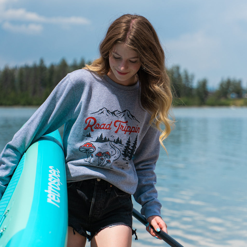 Road Trippin Unisex Pullover - Heather - The Montana Scene