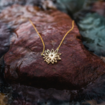 Flower Bloom Necklace - Gold