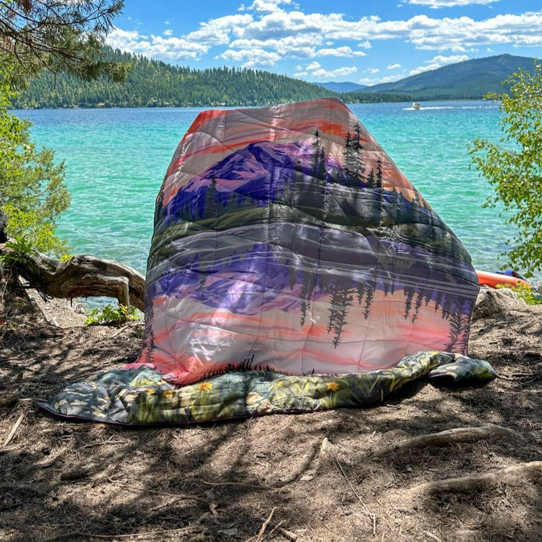 Summer Glow Outdoor Blanket - The Montana Scene