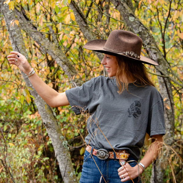 Wild Field Unisex Tee - Pepper - The Montana Scene