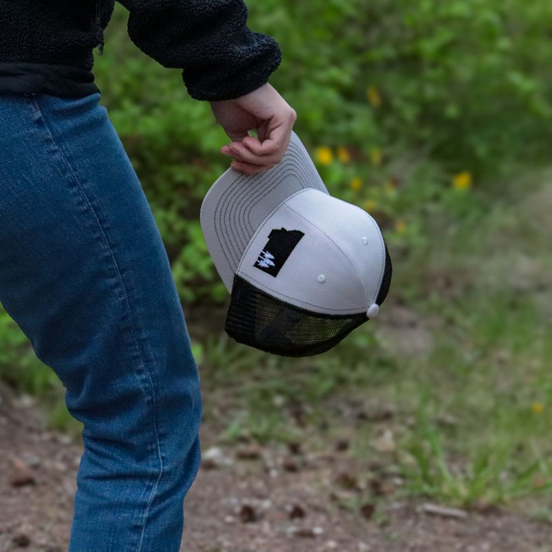 Montana Scene Tree Trucker - Light Grey - The Montana Scene