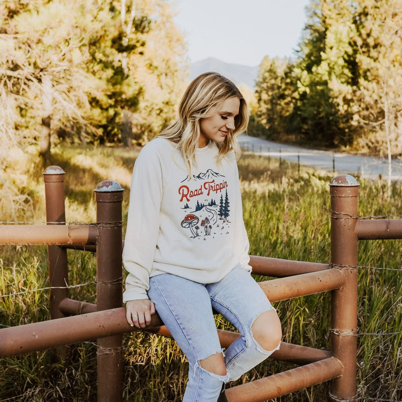 Road Trippin Unisex Pullover - Heather Dust - The Montana Scene