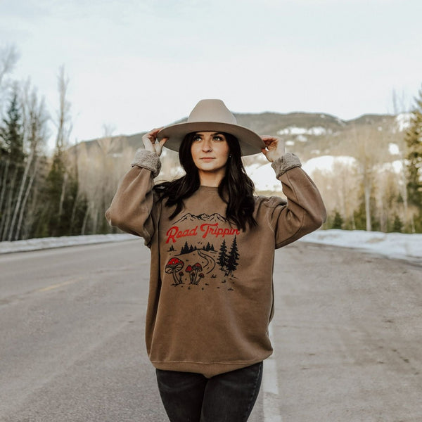 Road Trippin' Unisex Pullover - Pigment Clay | The Montana Scene